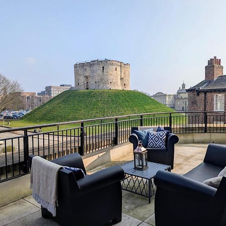 The Old Fire Station Luxury Apartment York Buitenkant foto