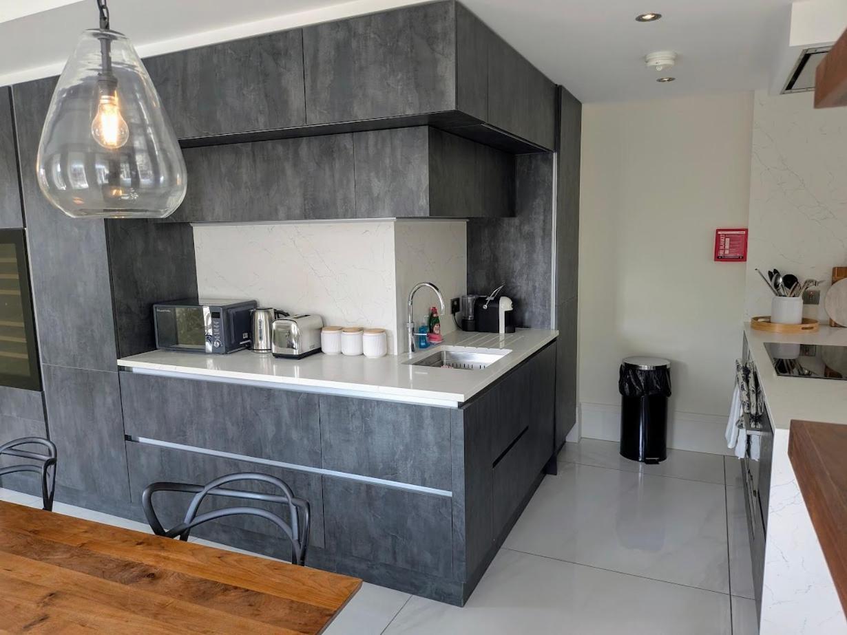 The Old Fire Station Luxury Apartment York Buitenkant foto